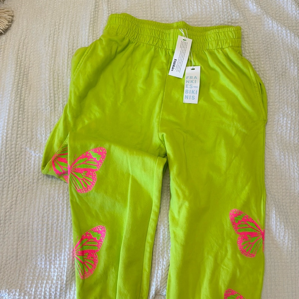 FRANKIES BIKINIS GREEN SWEATS W/ PINK BUTTERFLIES